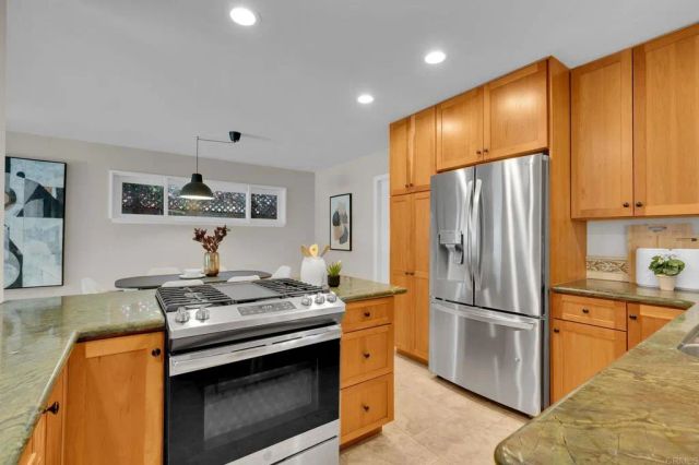 5761 Carnegie Street, San Diego, CA 92122