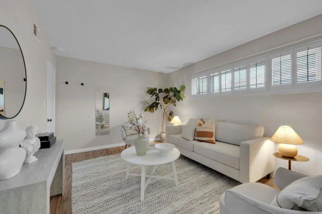 5761 Carnegie Street, San Diego, CA 92122