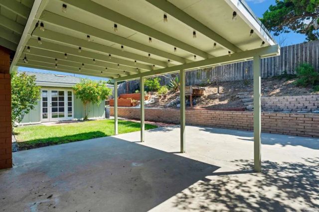 5761 Carnegie Street, San Diego, CA 92122