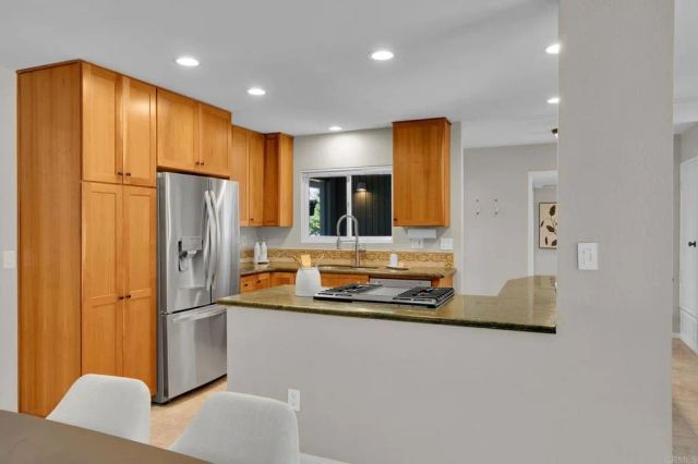 5761 Carnegie Street, San Diego, CA 92122