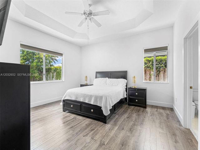 15780 SW 141st St, Miami, FL 33196