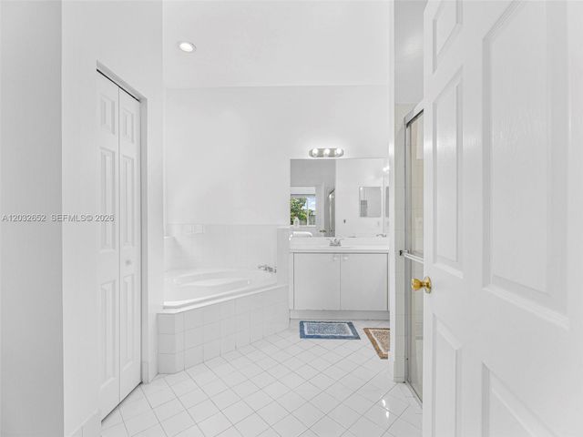 15780 SW 141st St, Miami, FL 33196