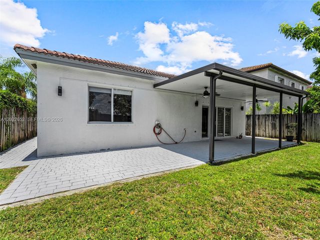 15780 SW 141st St, Miami, FL 33196