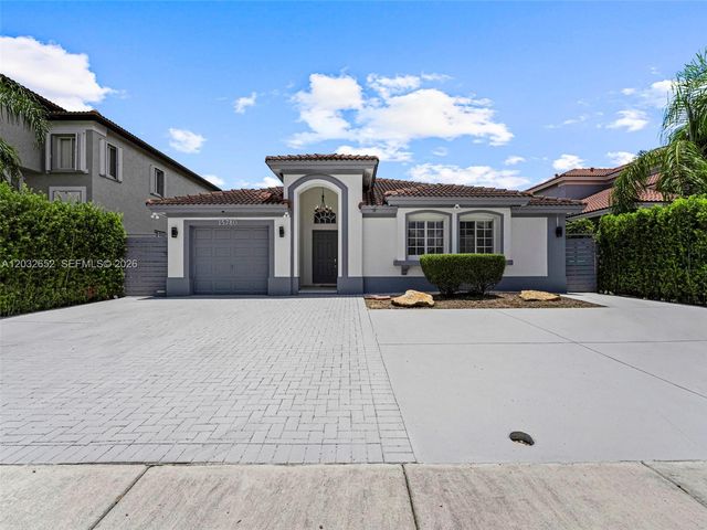 15780 SW 141st St, Miami, FL 33196
