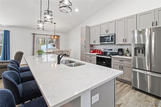 1539 Hickory Landing, De Soto, MO 63020