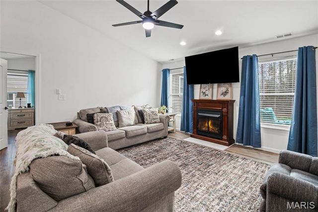 1539 Hickory Landing, De Soto, MO 63020