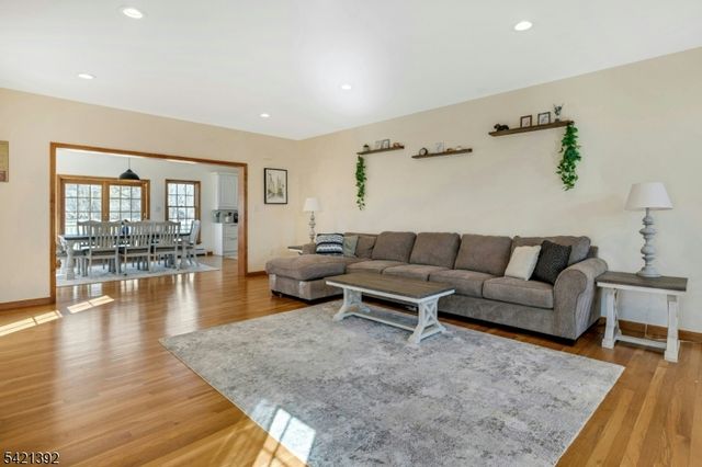 40 Horseneck Rd, Montville Twp., NJ 07045