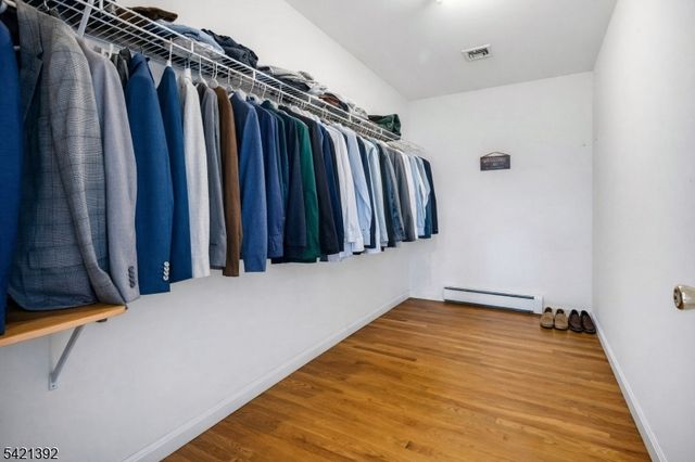 40 Horseneck Rd, Montville Twp., NJ 07045