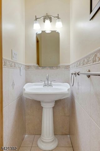 40 Horseneck Rd, Montville Twp., NJ 07045