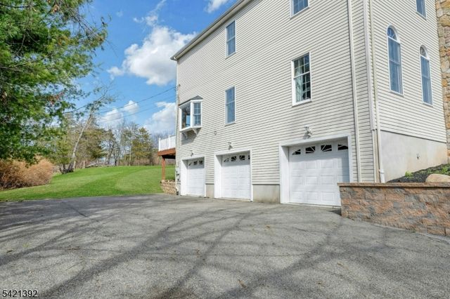 40 Horseneck Rd, Montville Twp., NJ 07045