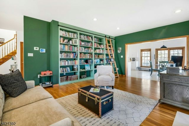 40 Horseneck Rd, Montville Twp., NJ 07045