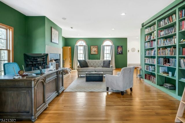 40 Horseneck Rd, Montville Twp., NJ 07045