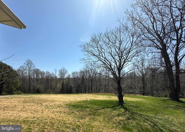 7933 KEECH RD, Charlotte Hall, MD 20622
