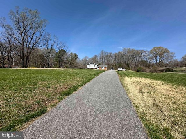 7933 KEECH RD, Charlotte Hall, MD 20622