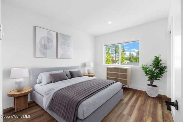 50 Carnelian Ave, 203, Ponderay, ID 83852