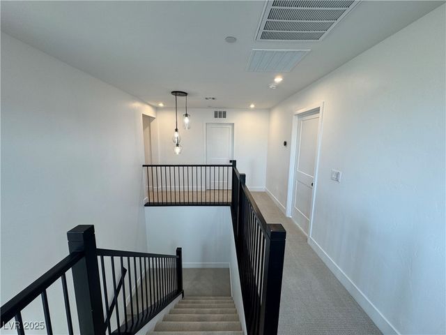 4395 Sunburst Spring Avenue, Las Vegas, NV 89141