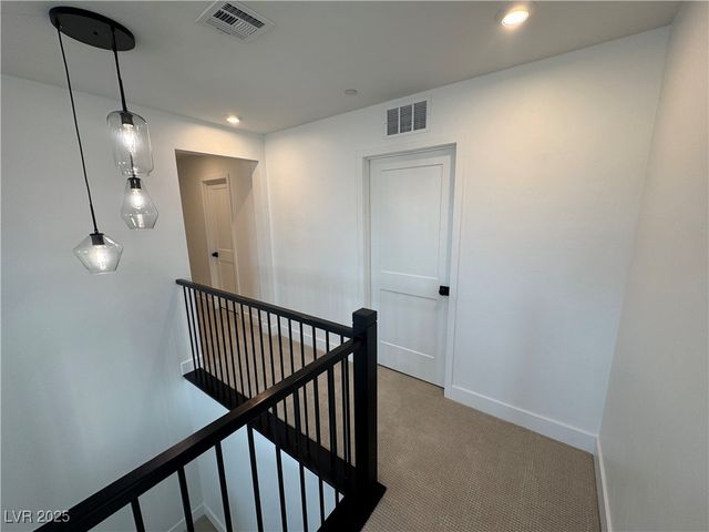 4395 Sunburst Spring Avenue, Las Vegas, NV 89141