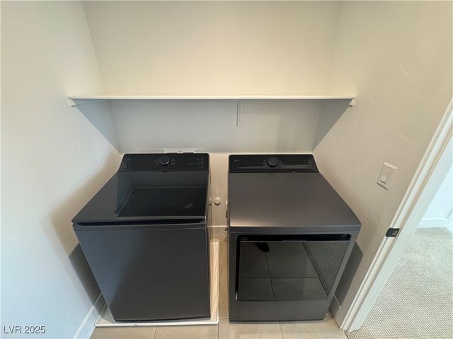 4395 Sunburst Spring Avenue, Las Vegas, NV 89141