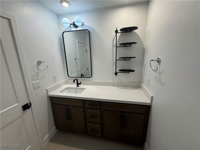 4395 Sunburst Spring Avenue, Las Vegas, NV 89141