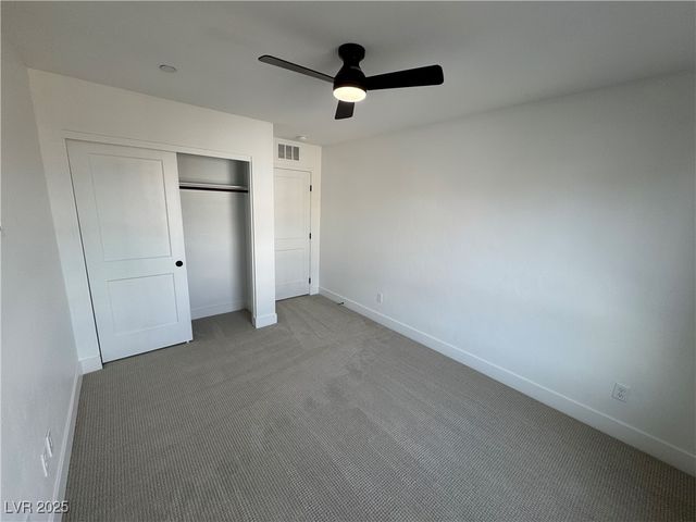 4395 Sunburst Spring Avenue, Las Vegas, NV 89141