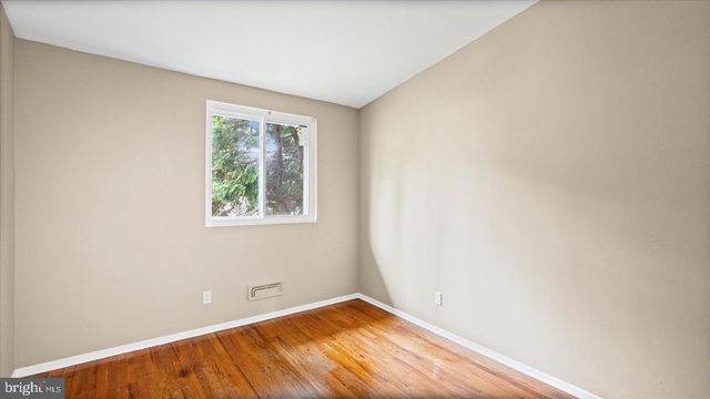 3 ARROWHEAD CT, Baltimore, MD 21208