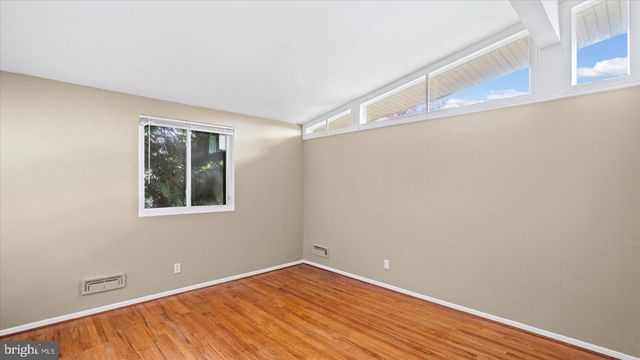 3 ARROWHEAD CT, Baltimore, MD 21208