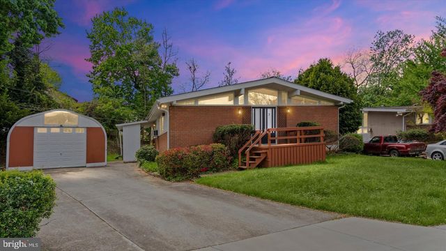3 ARROWHEAD CT, Baltimore, MD 21208