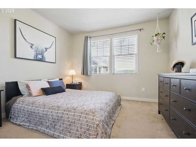 16322 Nw CHADWICK Way 303, Portland, OR 97229