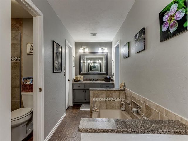 5213 NW 111th Terrace, Oklahoma City, OK 73162