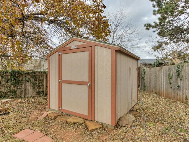 5213 NW 111th Terrace, Oklahoma City, OK 73162