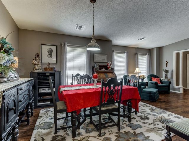 5213 NW 111th Terrace, Oklahoma City, OK 73162