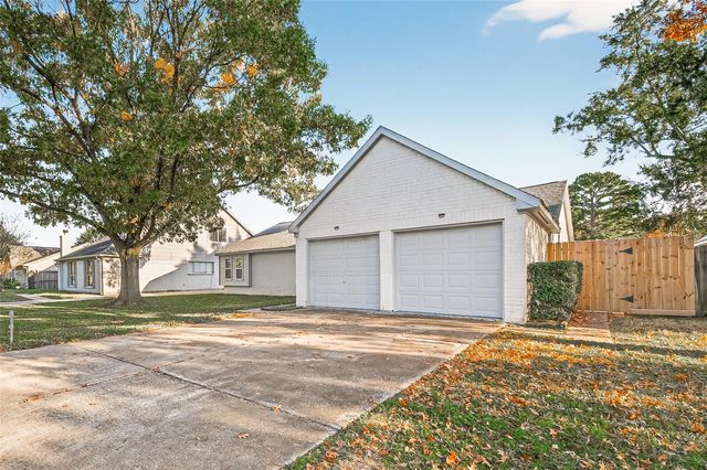 10119 Golden Meadow Drive, Houston, TX 77064