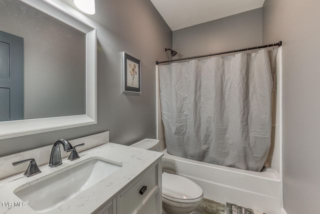 210 Raders Sidetrack Road, Greeneville, TN 37743