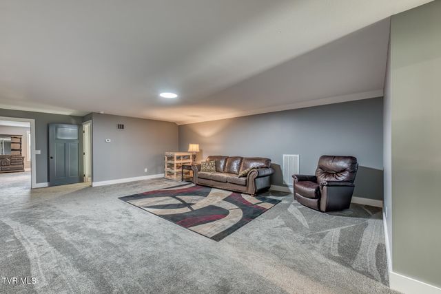 210 Raders Sidetrack Road, Greeneville, TN 37743