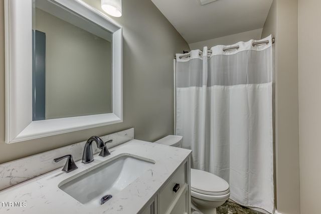 210 Raders Sidetrack Road, Greeneville, TN 37743