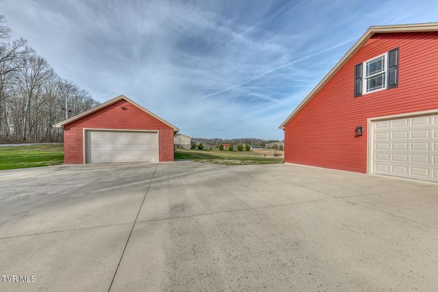 210 Raders Sidetrack Road, Greeneville, TN 37743