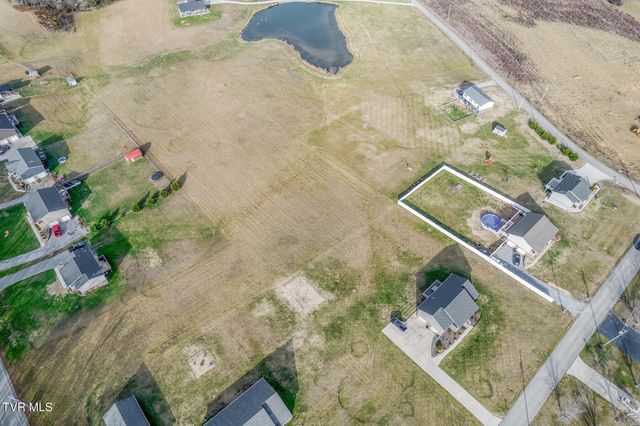 210 Raders Sidetrack Road, Greeneville, TN 37743