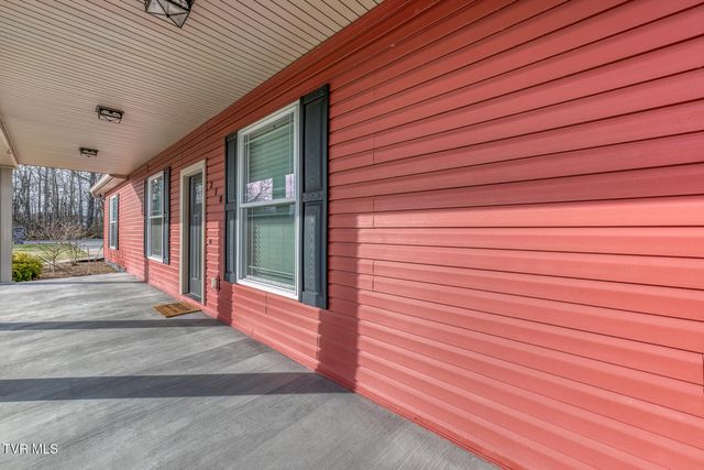 210 Raders Sidetrack Road, Greeneville, TN 37743