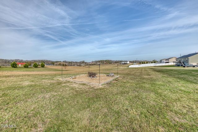 210 Raders Sidetrack Road, Greeneville, TN 37743