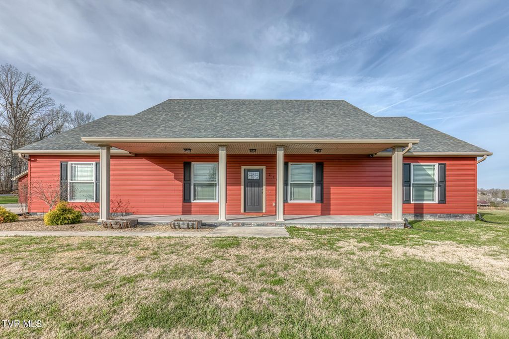 210 Raders Sidetrack Road, Greeneville, TN 37743