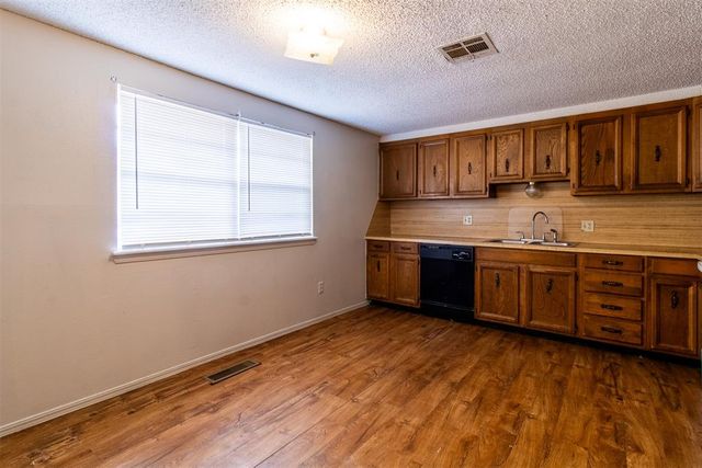 2141 SW 48th Street, Oklahoma City, OK 73119