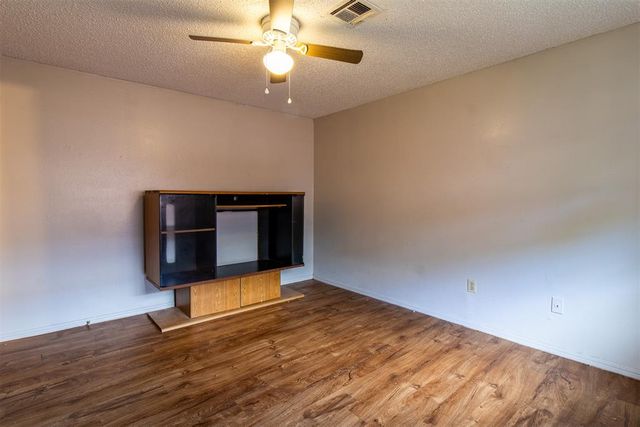 2141 SW 48th Street, Oklahoma City, OK 73119