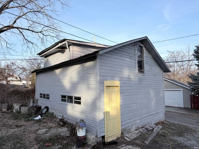 740 Davis Street, Fort Wayne, IN 46808