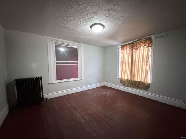 740 Davis Street, Fort Wayne, IN 46808