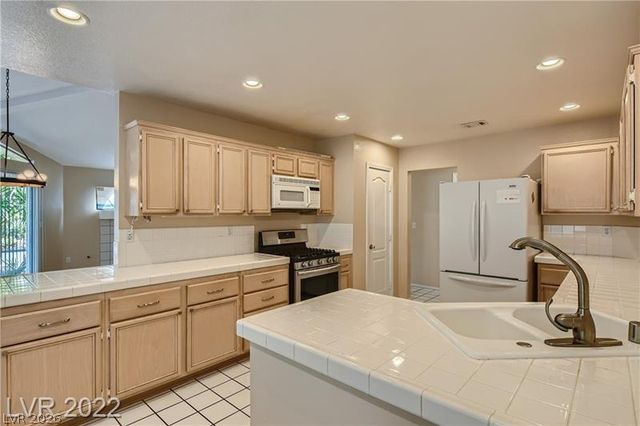 7272 Vista Bonita Drive, Las Vegas, NV 89149