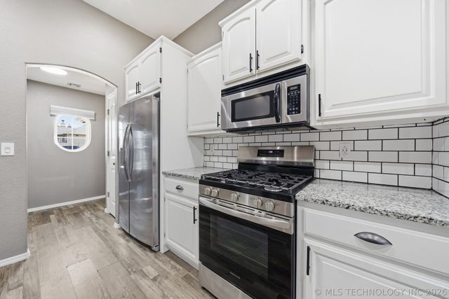 5102 Bahama Avenue, Sand Springs, OK 74063