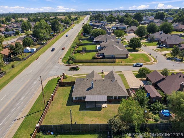 5102 Bahama Avenue, Sand Springs, OK 74063