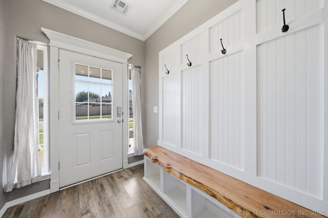 5102 Bahama Avenue, Sand Springs, OK 74063