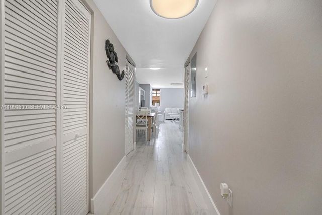 1532 Drexel Ave 202, Miami Beach, FL 33139