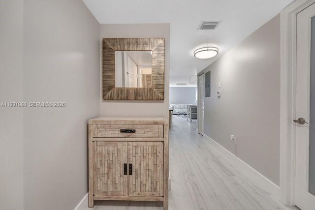 1532 Drexel Ave 202, Miami Beach, FL 33139